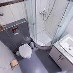 Petrinic Crnogaj شقة باشْكا